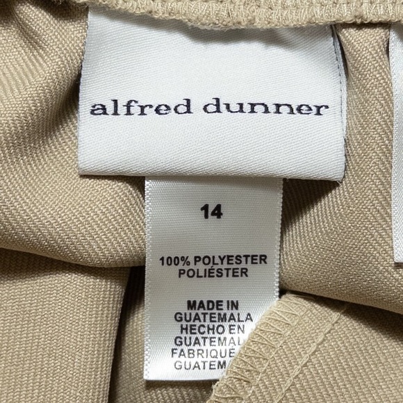 Alfred Dunner Pants Womens Sz 14 Beige Pull On Straight Leg Pockets Casual - Picture 8 of 9